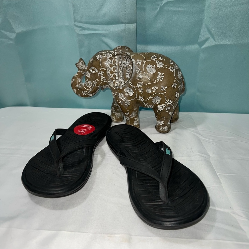 Puma waterproof flip flops
